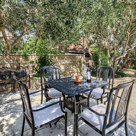 Luxurious In With Pool Murter